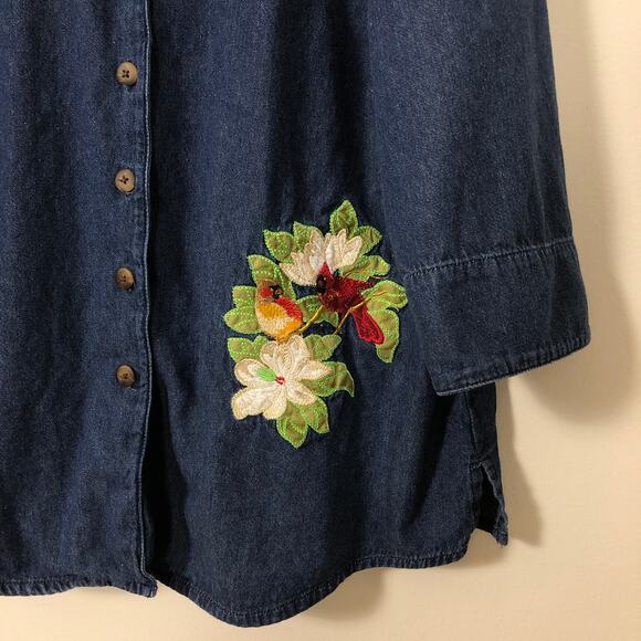 ALIA Denim Shirt Embroidered Cardinals Floral 16W 1X 100% Cotton Cottagecore - Picture 3 of 9